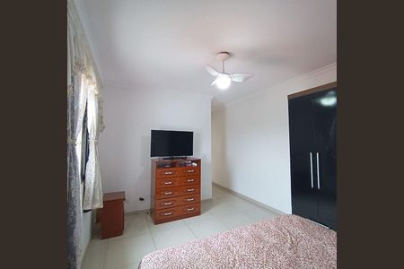 Casa à venda com 4 quartos, 240m² em Piqueri, São Paulo