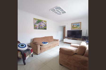 Casa à venda com 4 quartos, 240m² em Piqueri, São Paulo