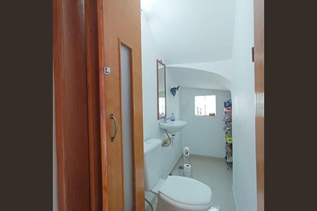 Casa à venda com 4 quartos, 240m² em Piqueri, São Paulo