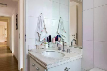 Apartamento à venda com 148m², 4 quartos e 2 vagas