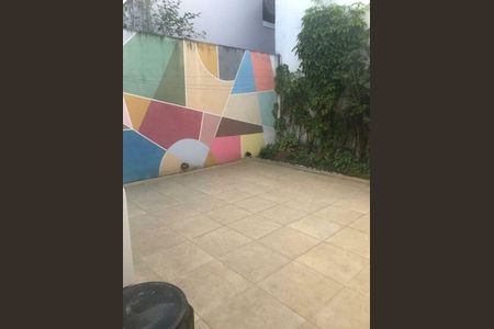 Casa à venda com 4 quartos, 180m² em Moema, São Paulo