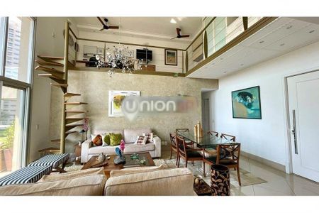 Apartamento à venda com 162m², 2 quartos e 3 vagas