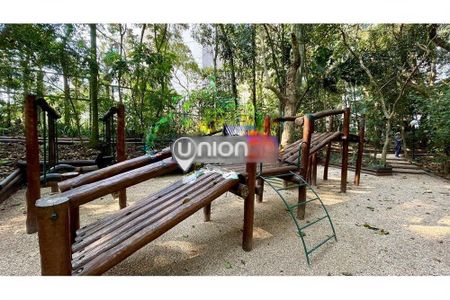 Apartamento à venda com 162m², 2 quartos e 3 vagas