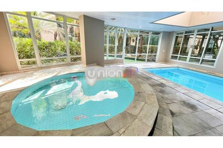 Apartamento à venda com 162m², 2 quartos e 3 vagas