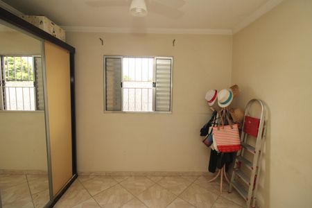 Casa à venda com 240m², 4 quartos e 2 vagasQuarto 2