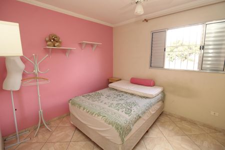 Casa à venda com 240m², 4 quartos e 2 vagasQuarto 3