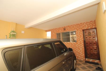 Casa à venda com 240m², 4 quartos e 2 vagasGaragem