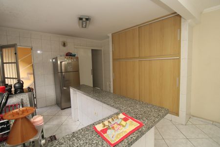 Casa à venda com 240m², 4 quartos e 2 vagasCozinha