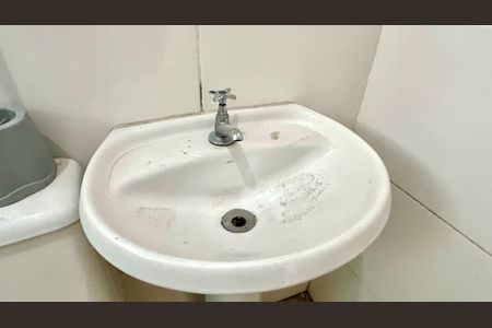 Casa para alugar com 36m², 1 quarto e sem vagaBanheiro