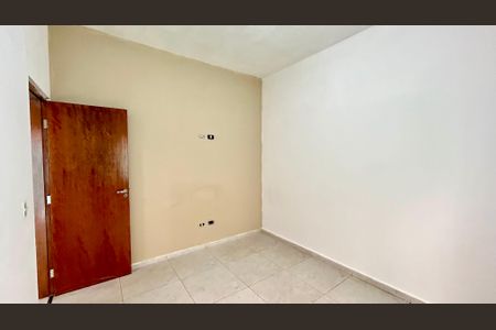 Casa para alugar com 36m², 1 quarto e sem vagaQuarto 