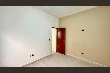 Casa para alugar com 36m², 1 quarto e sem vagaQuarto 