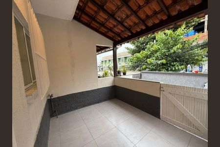 Casa à venda com 49m², 2 quartos e sem vaga