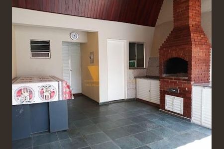 Casa à venda com 75m², 2 quartos e 2 vagas