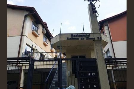 Casa à venda com 75m², 2 quartos e 2 vagas