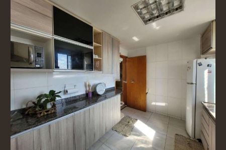 Apartamento à venda com 154m², 4 quartos e 1 vaga