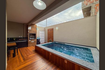 Casa para alugar com 143m², 3 quartos e 3 vagasPiscina