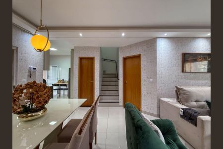 Casa para alugar com 143m², 3 quartos e 3 vagasSala