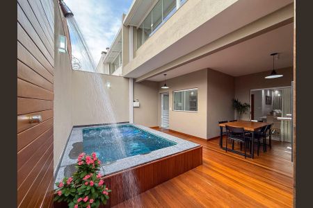 Casa para alugar com 143m², 3 quartos e 3 vagasPiscina