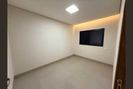 Casa para alugar com 2 quartos, 180m² em Custódio Pereira, Uberlândia