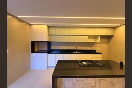 Cozinha de casa para alugar com 2 quartos, 180m² em Custódio Pereira, Uberlândia