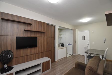 Sala  de apartamento para alugar com 1 quarto, 33m² em Bigorrilho, Curitiba