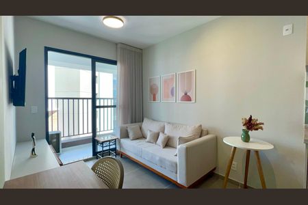 Sala de kitnet/studio para alugar com 1 quarto, 27m² em Pinheiros, São Paulo