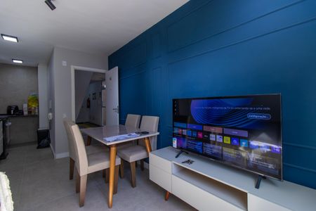 Sala de apartamento para alugar com 2 quartos, 38m² em Jardim Petropolis, Cotia