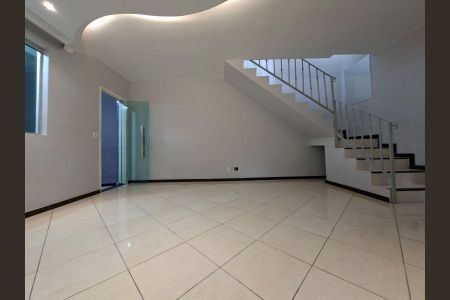 Sala de casa para alugar com 3 quartos, 147m² em São João Batista, Belo Horizonte