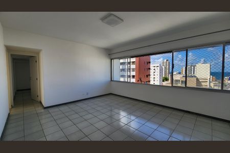 Apartamento para alugar com 107m², 3 quartos e 1 vagaSala 