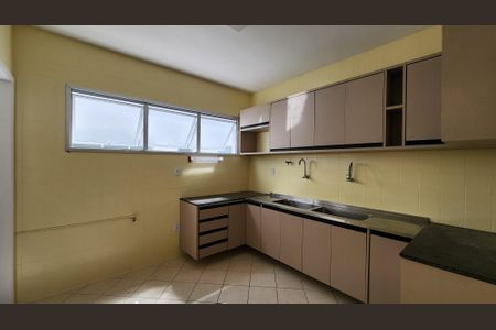 Apartamento para alugar com 107m², 3 quartos e 1 vagaCozinha 