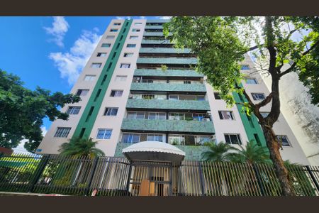 Apartamento para alugar com 107m², 3 quartos e 1 vagaFachada 