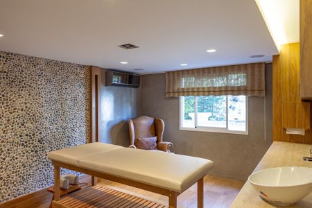 Apartamento à venda com 249m², 4 quartos e 4 vagasÁrea comum - Massagem