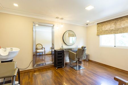 Apartamento à venda com 249m², 4 quartos e 4 vagasÁrea comum - Salão de Beleza