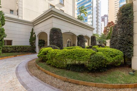 Apartamento à venda com 249m², 4 quartos e 4 vagasÁrea comum - Jardim