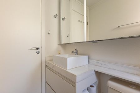 Apartamento à venda com 249m², 4 quartos e 4 vagasBanheiro da Suíte 3