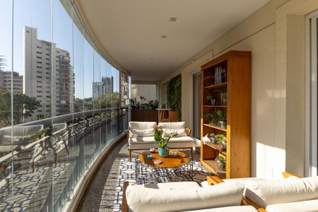 Varanda de apartamento à venda com 4 quartos, 249m² em Indianópolis, São Paulo