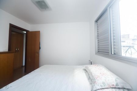 quarto 1 de apartamento à venda com 4 quartos, 110m² em Buritis, Belo Horizonte