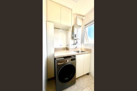 Apartamento à venda com 60m², 2 quartos e 1 vagaÁrea de serviço