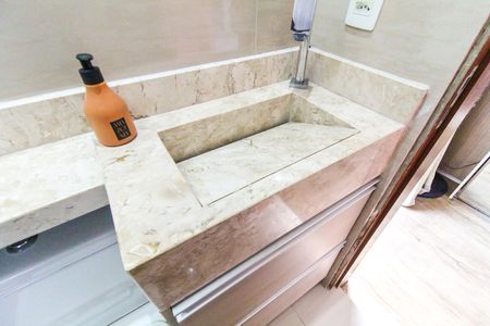 Casa de condomínio à venda com 75m², 2 quartos e 2 vagasBanheiro da Suíte 2