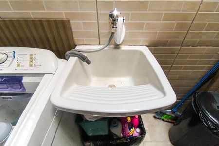 Casa de condomínio à venda com 75m², 2 quartos e 2 vagasÁrea de Serviço