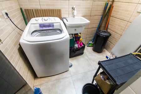 Casa de condomínio à venda com 75m², 2 quartos e 2 vagasÁrea de Serviço