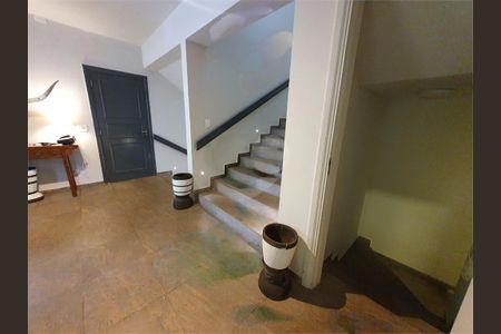 Casa à venda com 748m², 4 quartos e 8 vagas