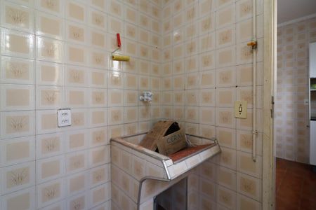 Apartamento para alugar com 58m², 2 quartos e 1 vagaÁrea de Serviço