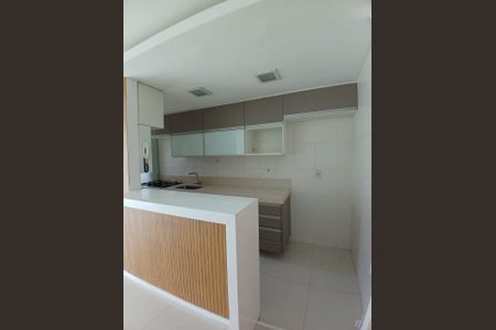 Apartamento à venda com 81m², 3 quartos e 2 vagasCozinha