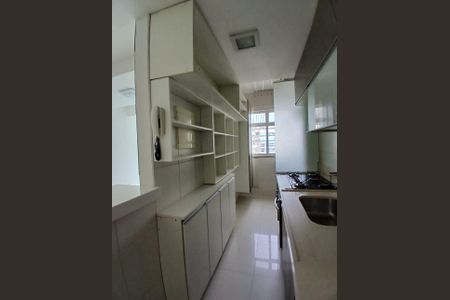 Apartamento à venda com 81m², 3 quartos e 2 vagasCozinha