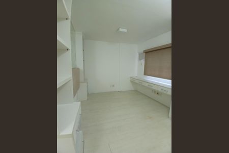 Apartamento à venda com 81m², 3 quartos e 2 vagasQuarto 1
