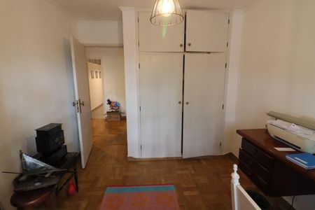 Casa à venda com 500m², 5 quartos e 3 vagasQuarto 4