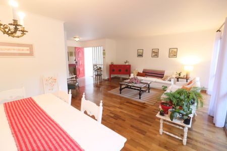 Sala de casa à venda com 5 quartos, 500m² em Continental, Osasco