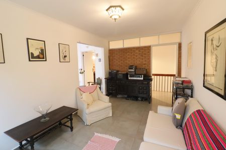Casa à venda com 500m², 5 quartos e 3 vagasSala 2
