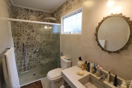 Casa à venda com 500m², 5 quartos e 3 vagasBanheiro da Suíte 1